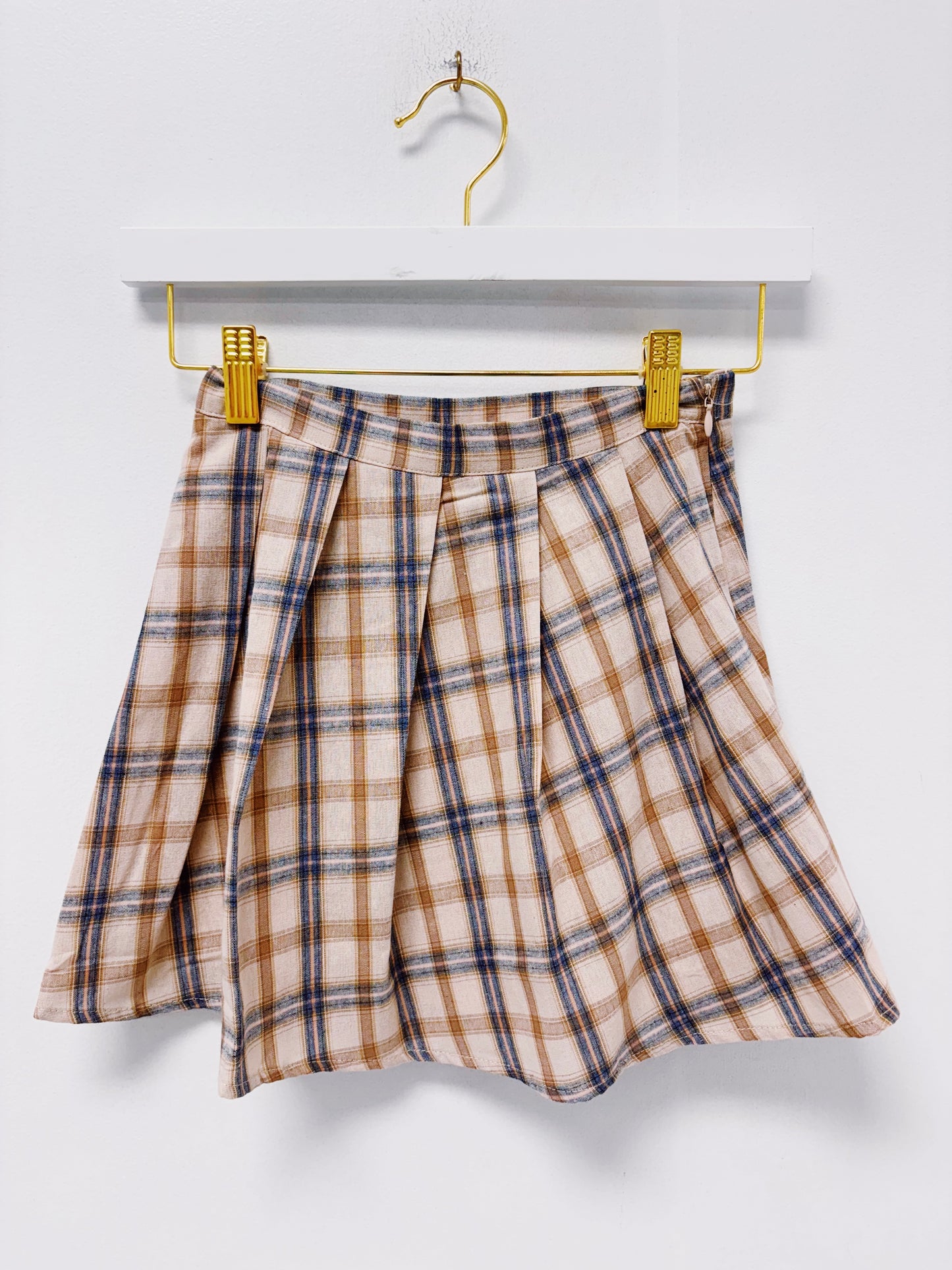 Sadie & Sage Plaid Pleated Skirt