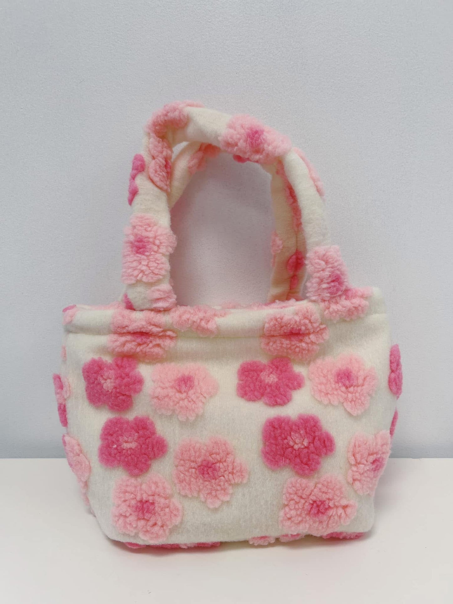 Iscream Daisy Patch Tote Bag