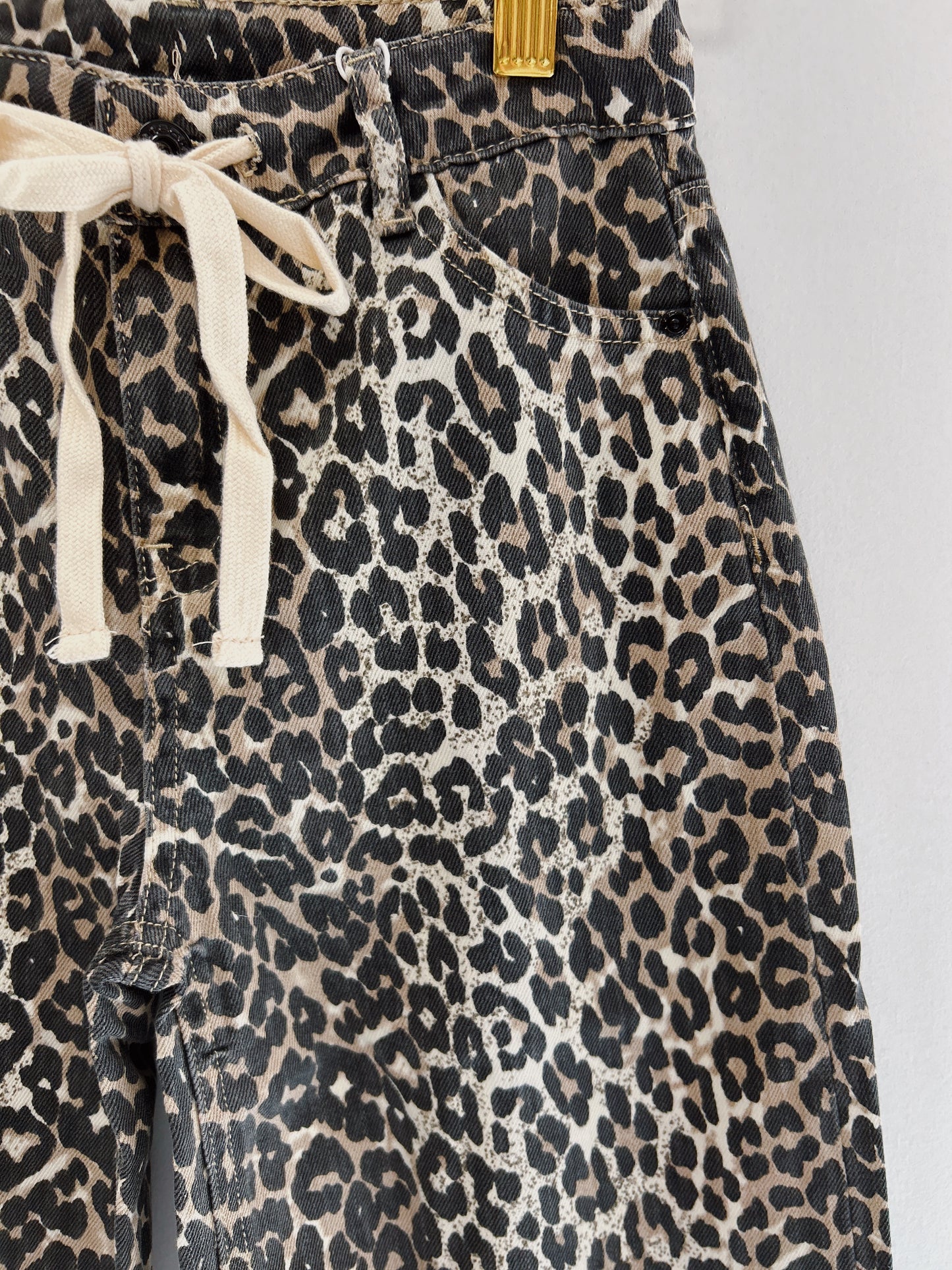 Tractr Leopard Drawstring Pant