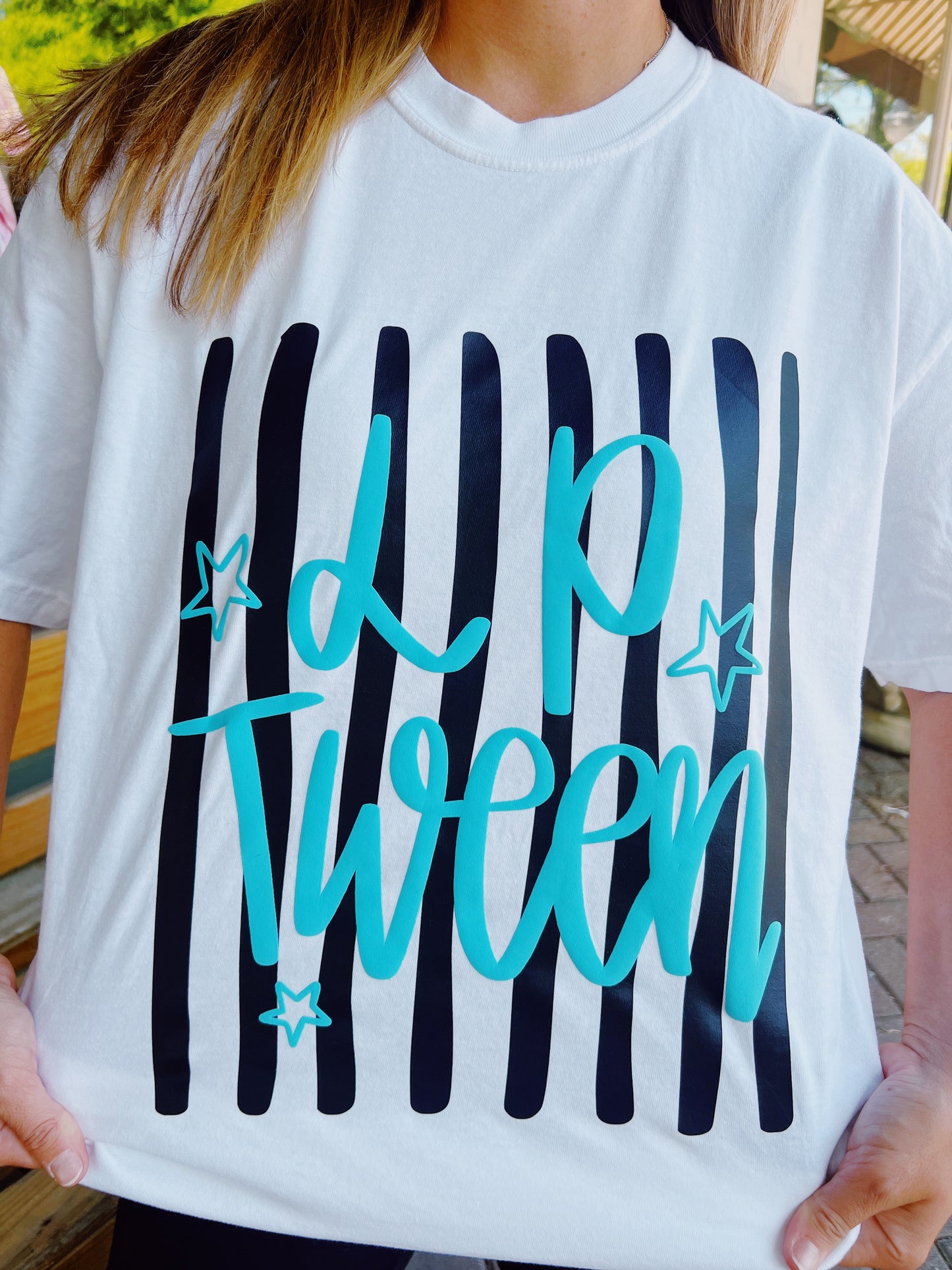 LP TWEEN Tee