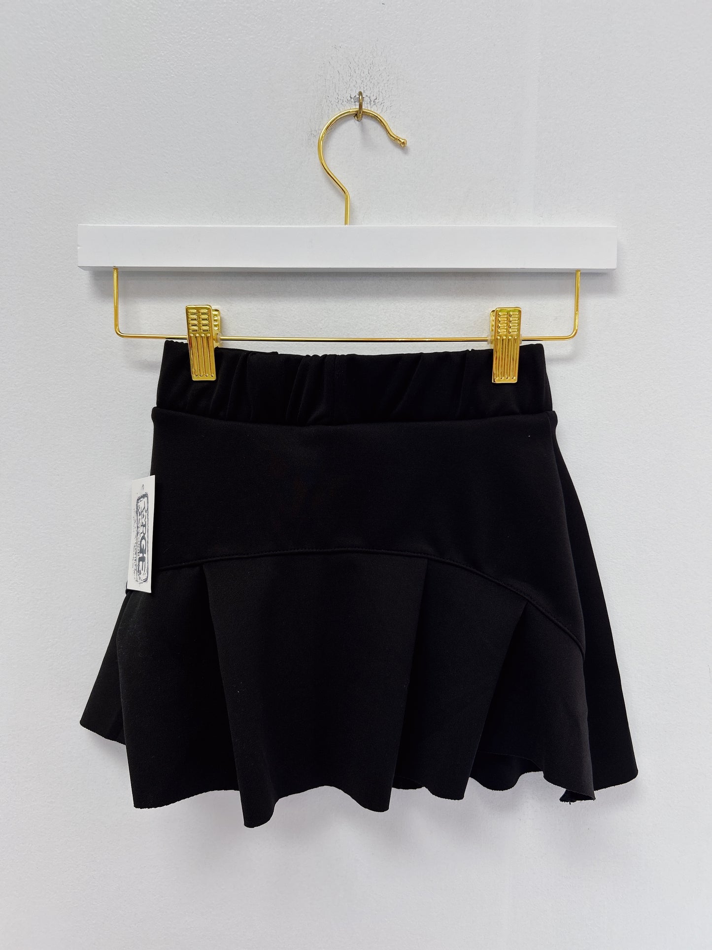 Erge Black Yoga Skort