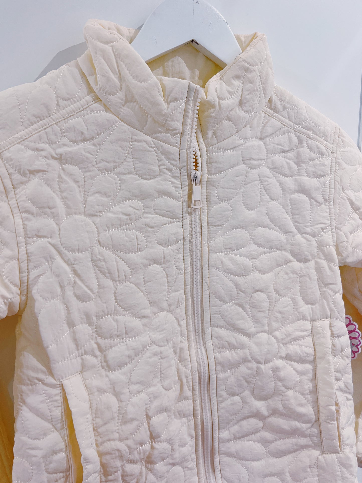 Love Daisy Cream Daisy Puff Pattern Jacket