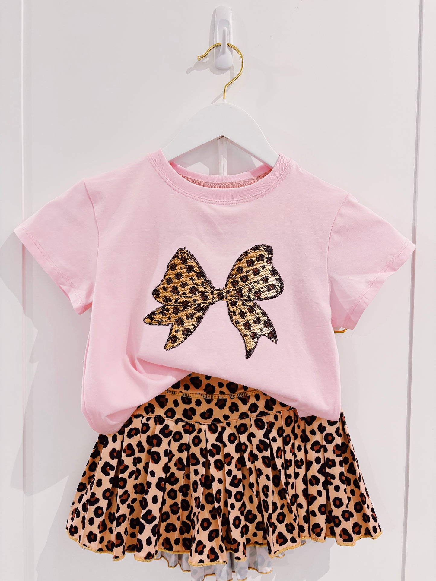 Azarhia Mini Pleated Skort- Classic Leopard