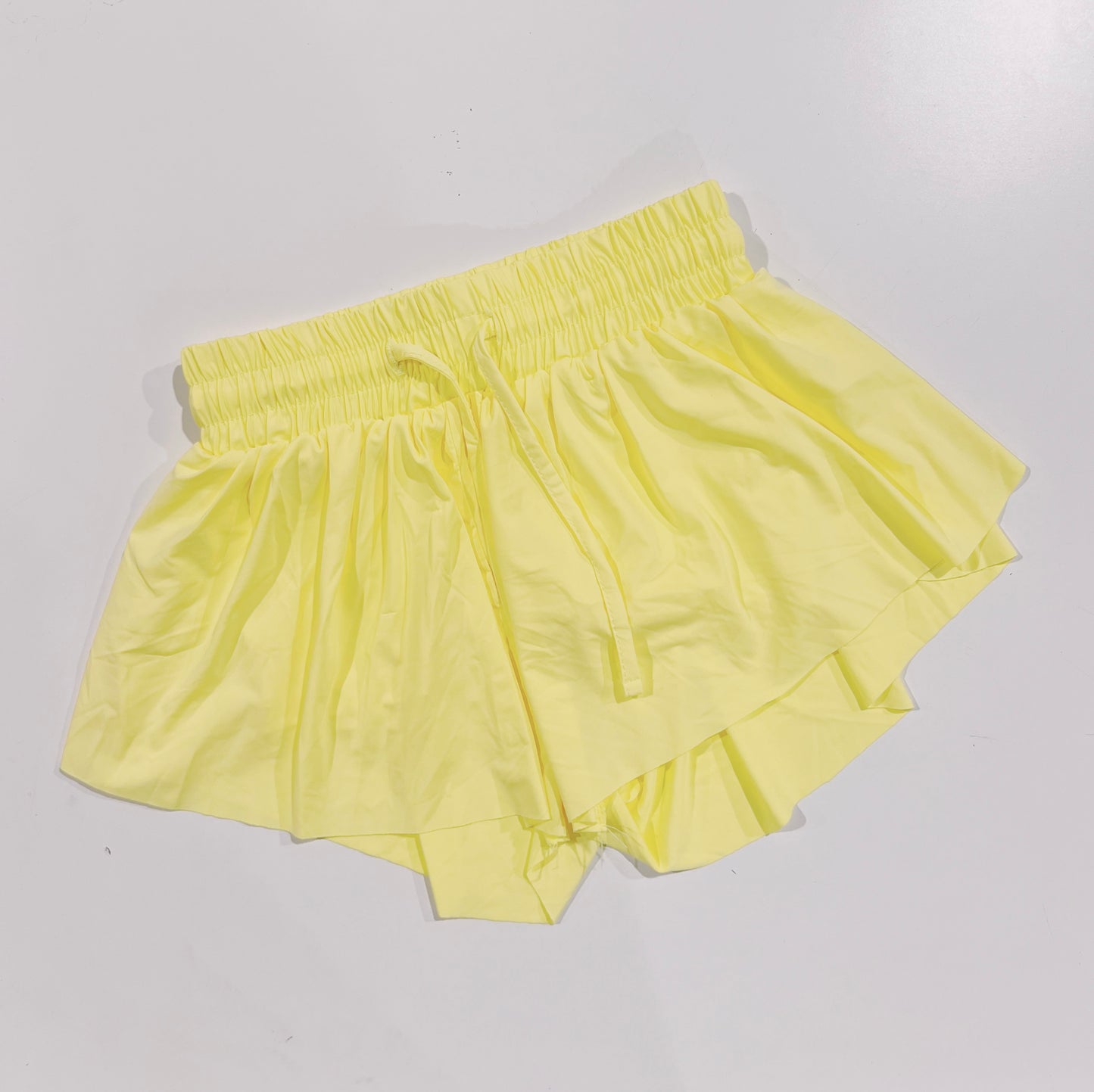 Suzette Adult Yellow Fly Away Short