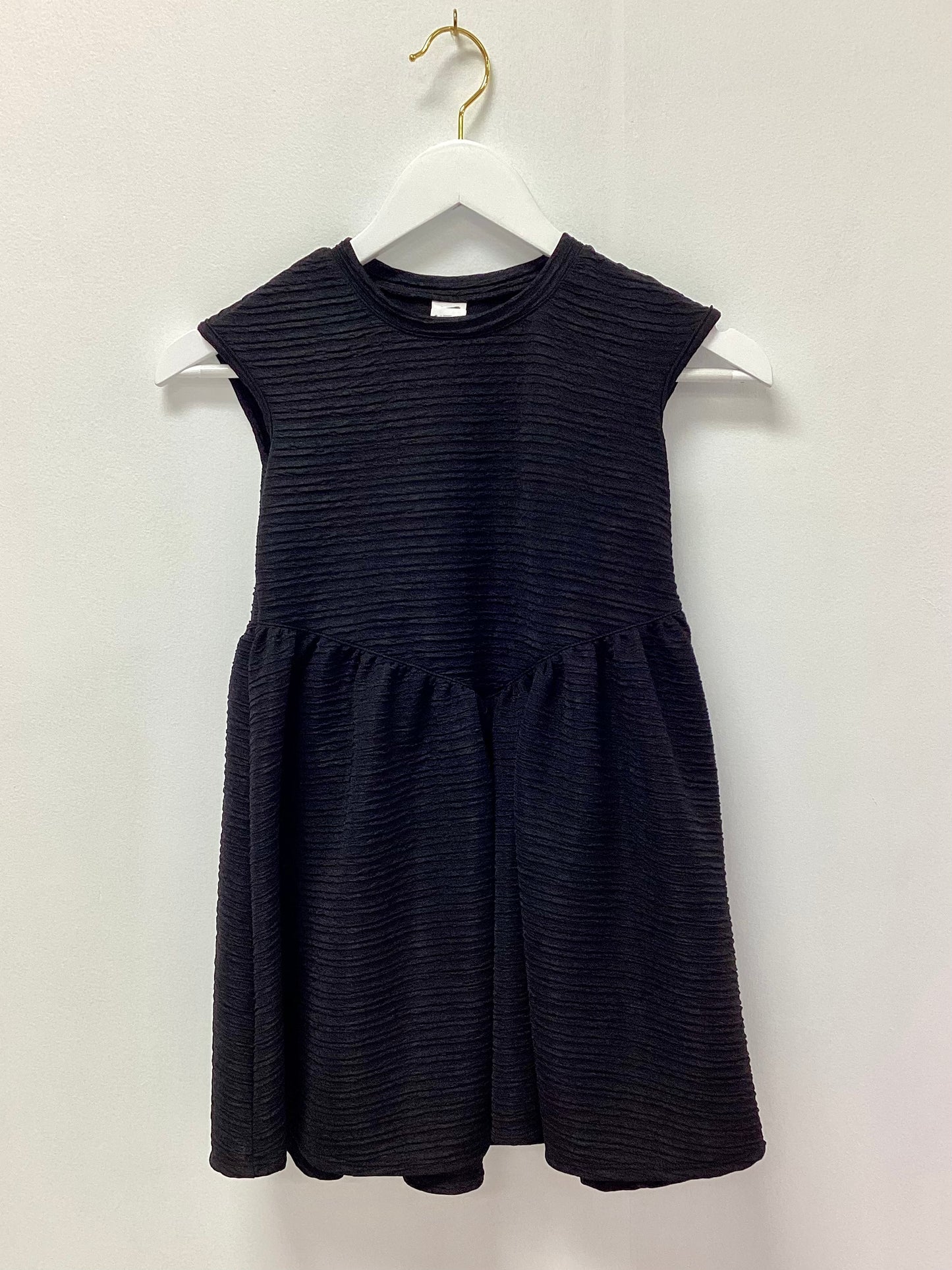 Erge Black Crinkled Knit Dress