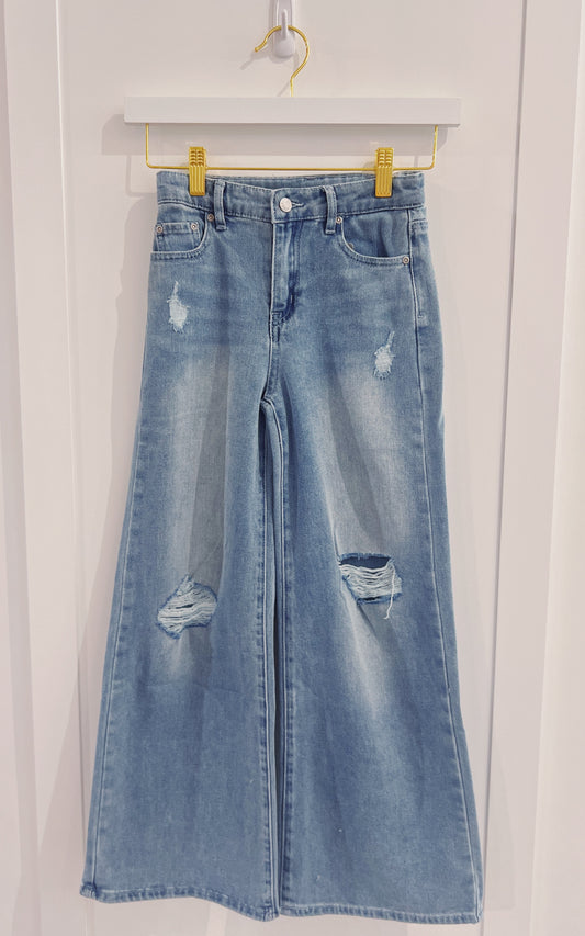 Tractr Medium Indigo Soft Denim Ripped Jean