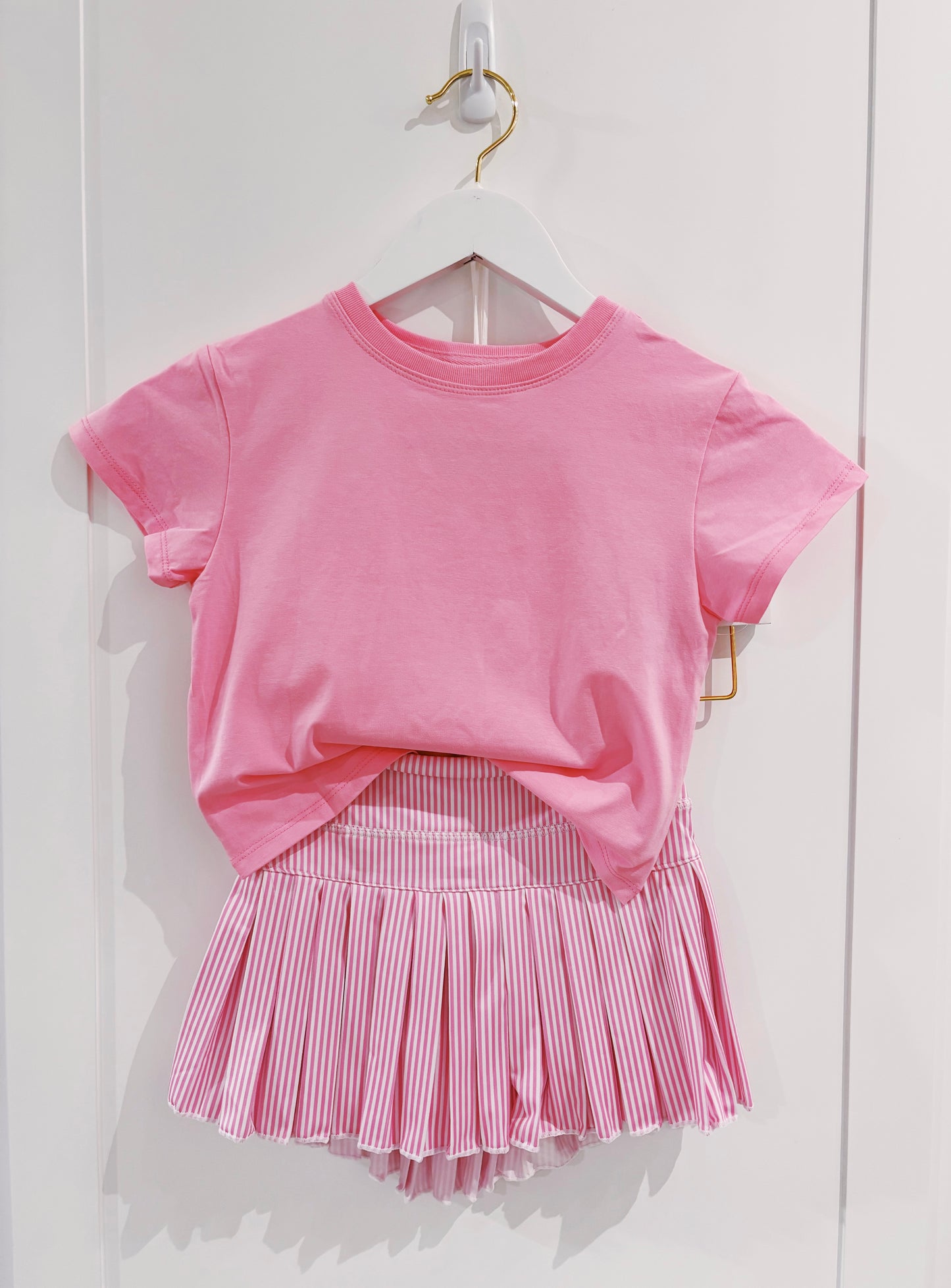 Azarhia Mini Pleated Skort- Pink Stripe