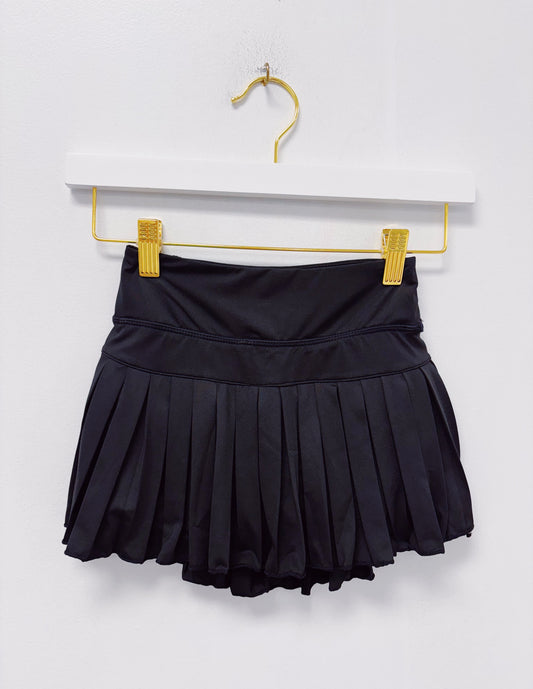 Azarhia Mini Pleated Skort- Black