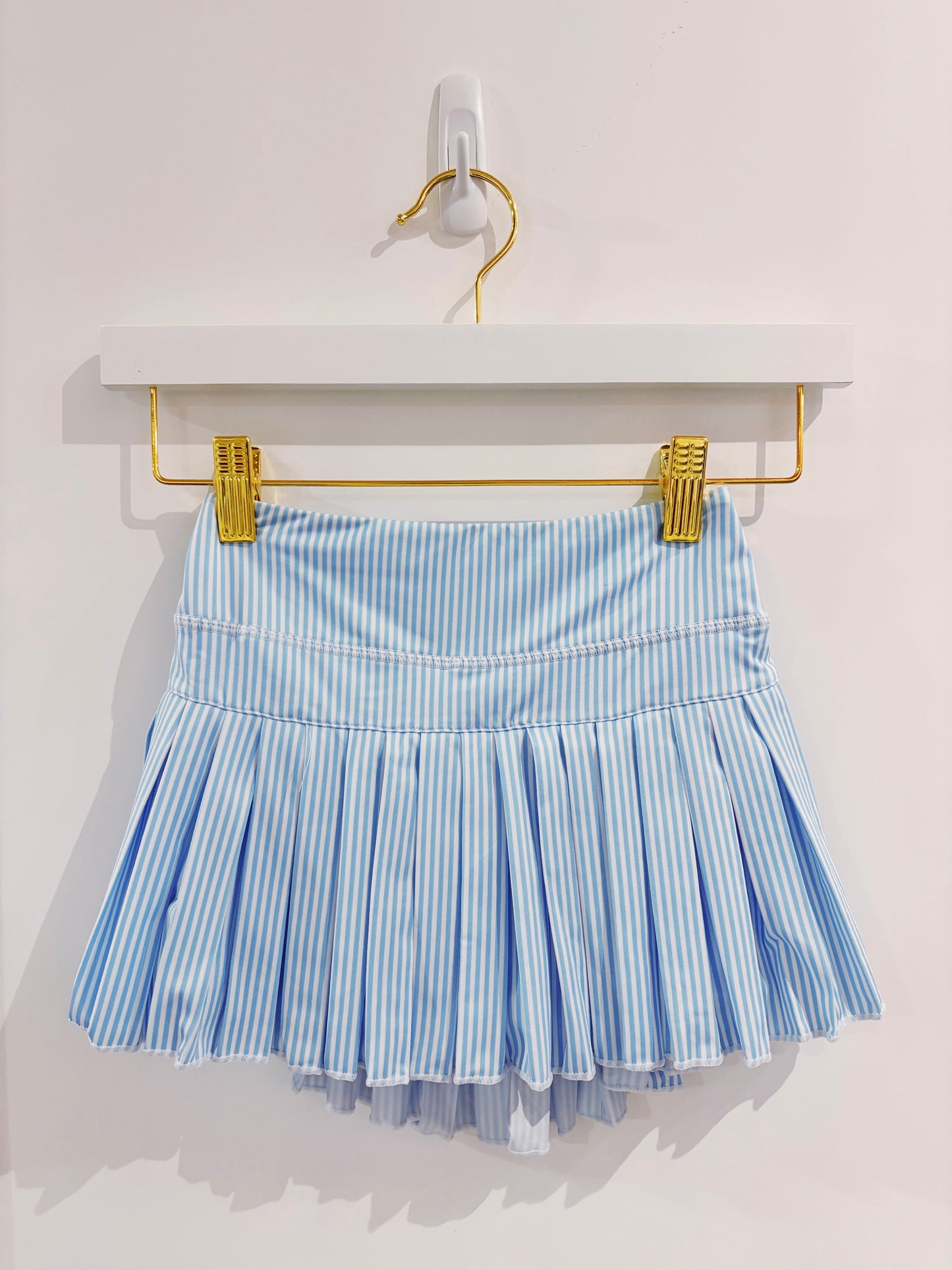 Azarhia Mini Pleated Skort- Light Blue Stripe