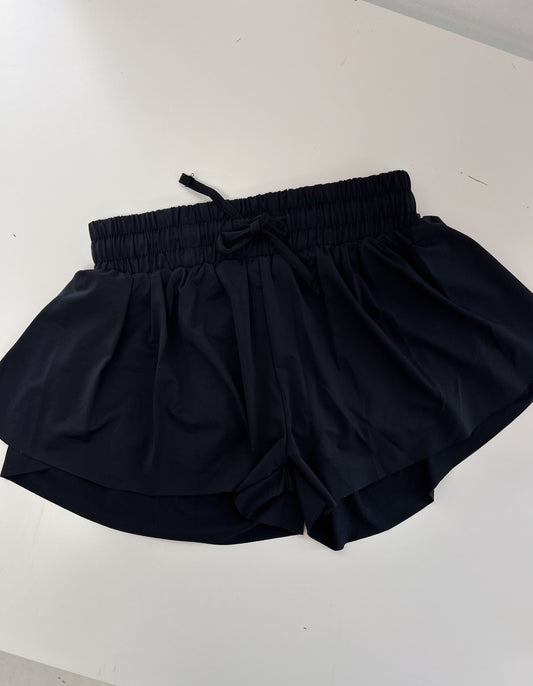 Fly Away Short- Black