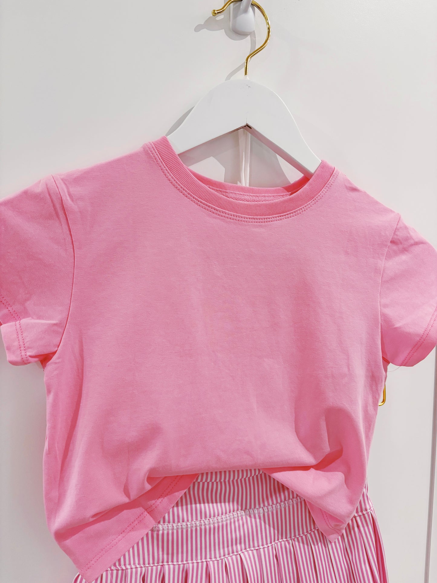 Azarhia Solid Boxy Tee- Pink