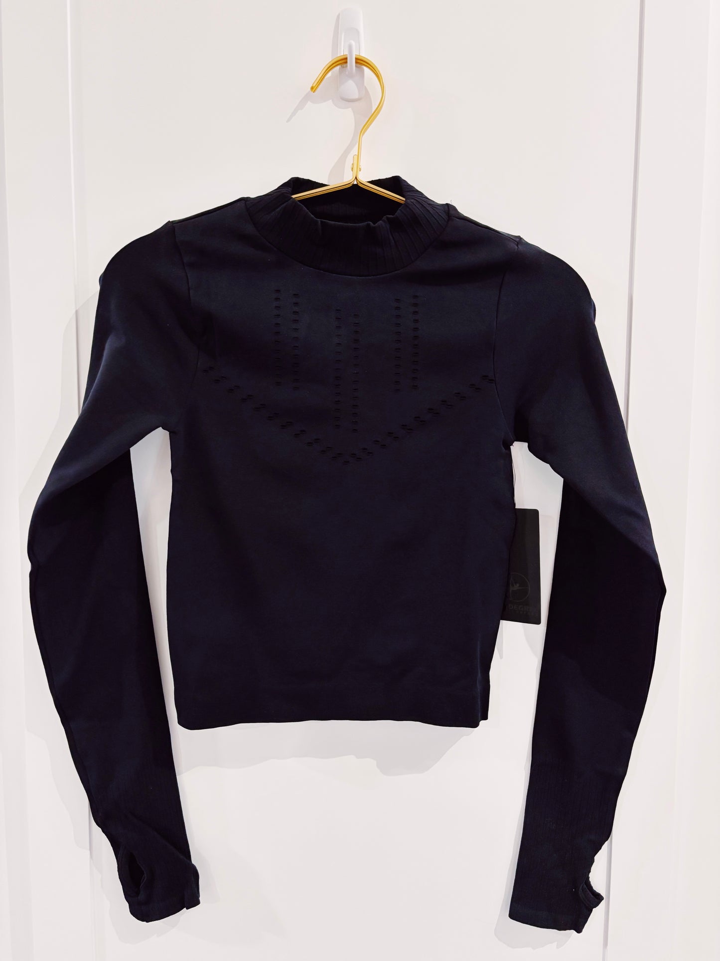 Juniors Black Seamless L/S Thumbhole Shirt