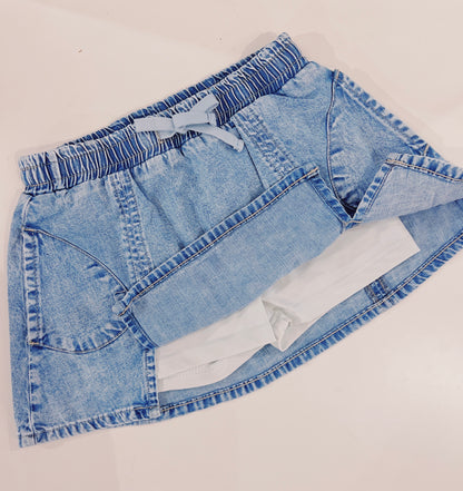 Tractr Light Indigo Skort
