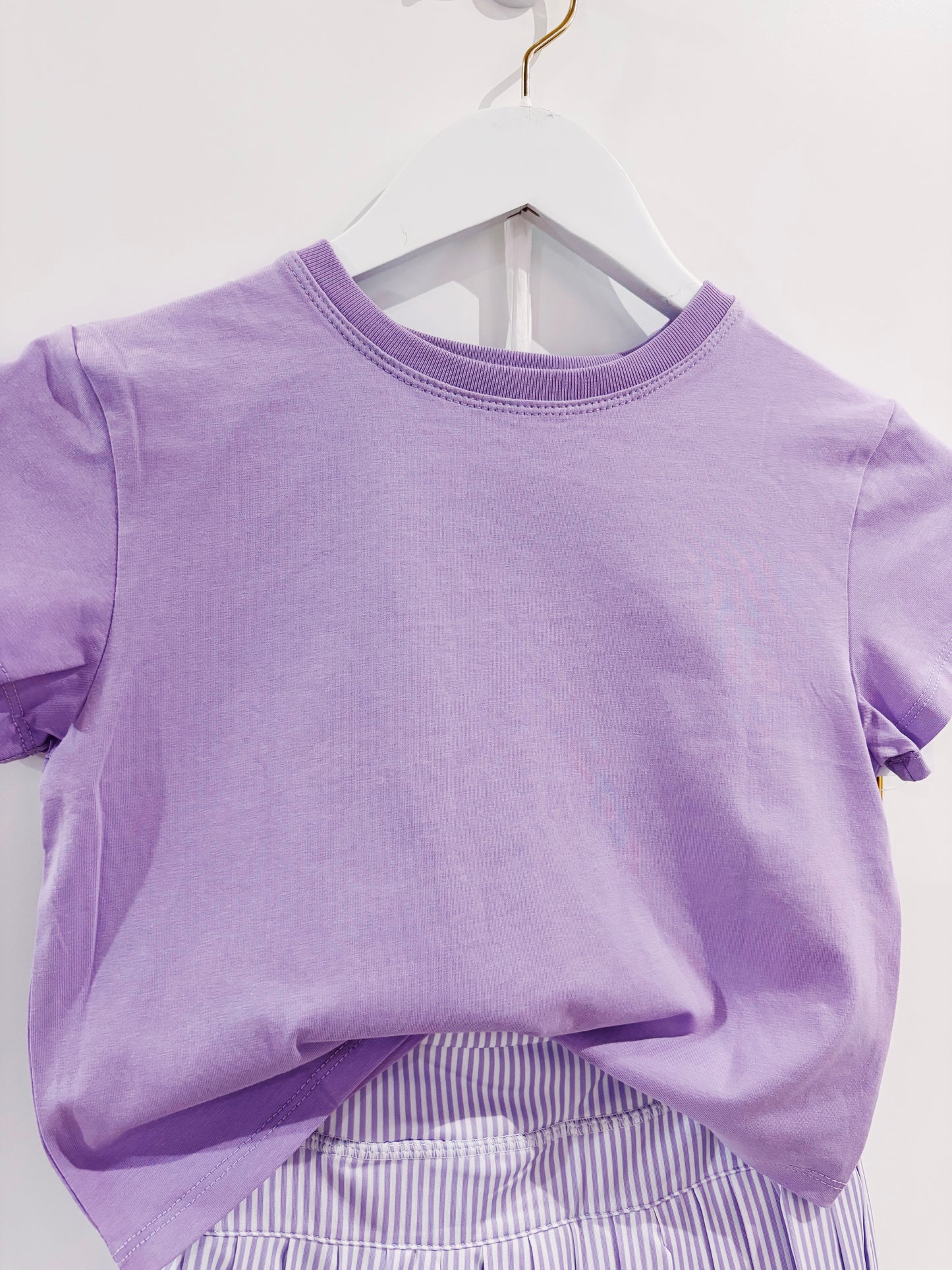 Azarhia Solid Boxy Tee- Lavender