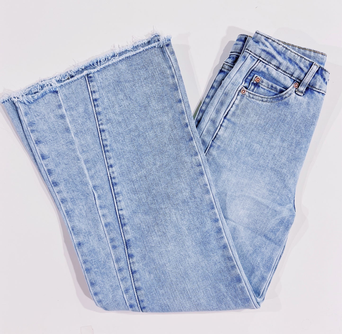 Tractr Light Indigo Fray Hem Denim Jean