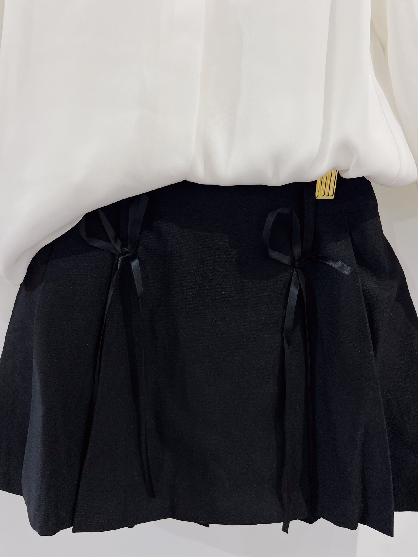 Love Daisy Black Bow Pleated Skirt