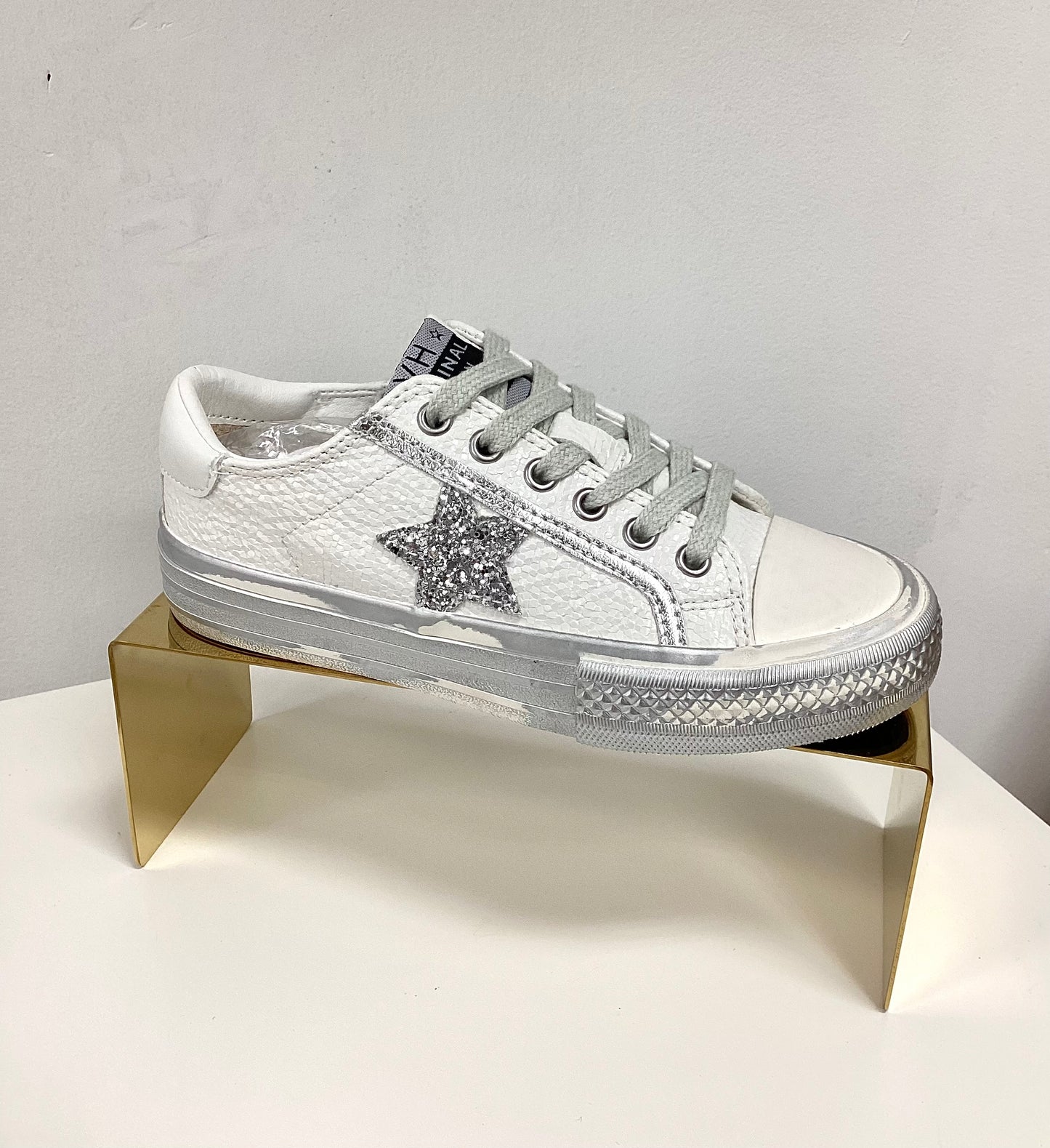 Vintage Havana Silver Star Alive Sneaker