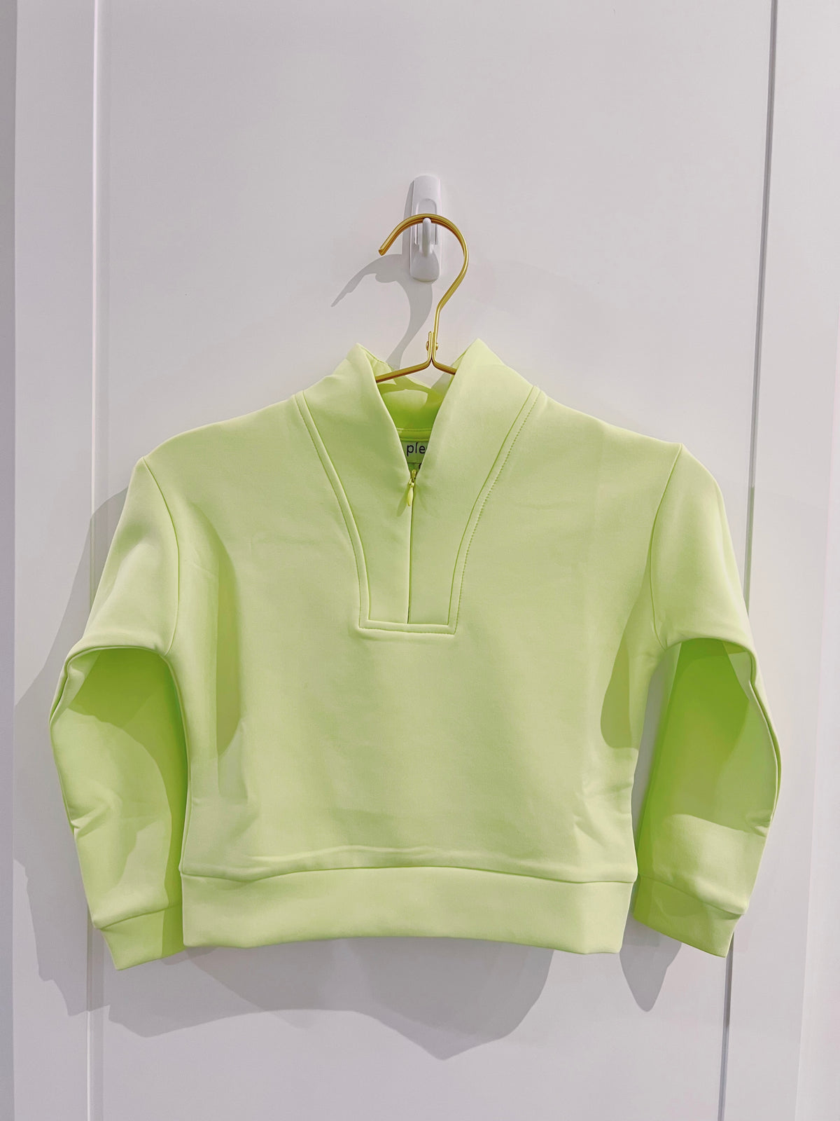 Pleat Citrus Liza Pullover