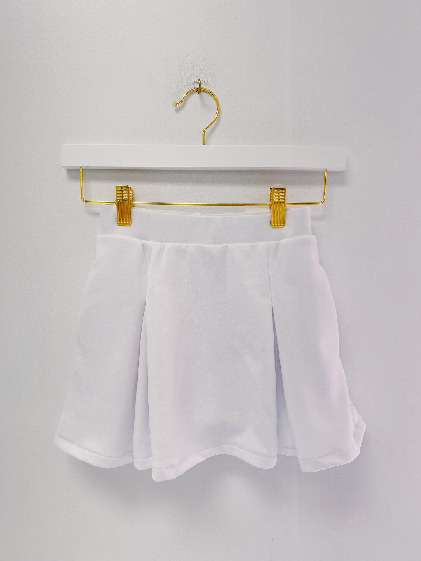 Erge White Techno Skort