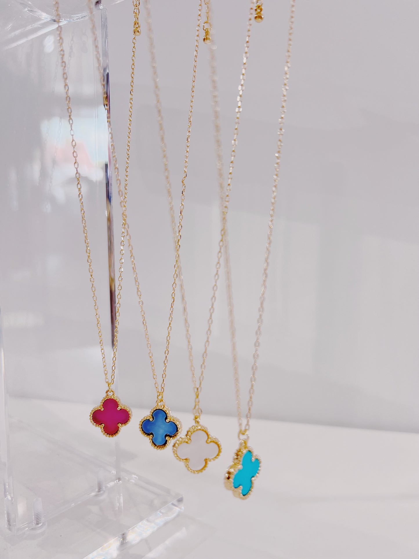 Single Clover Charm Necklace