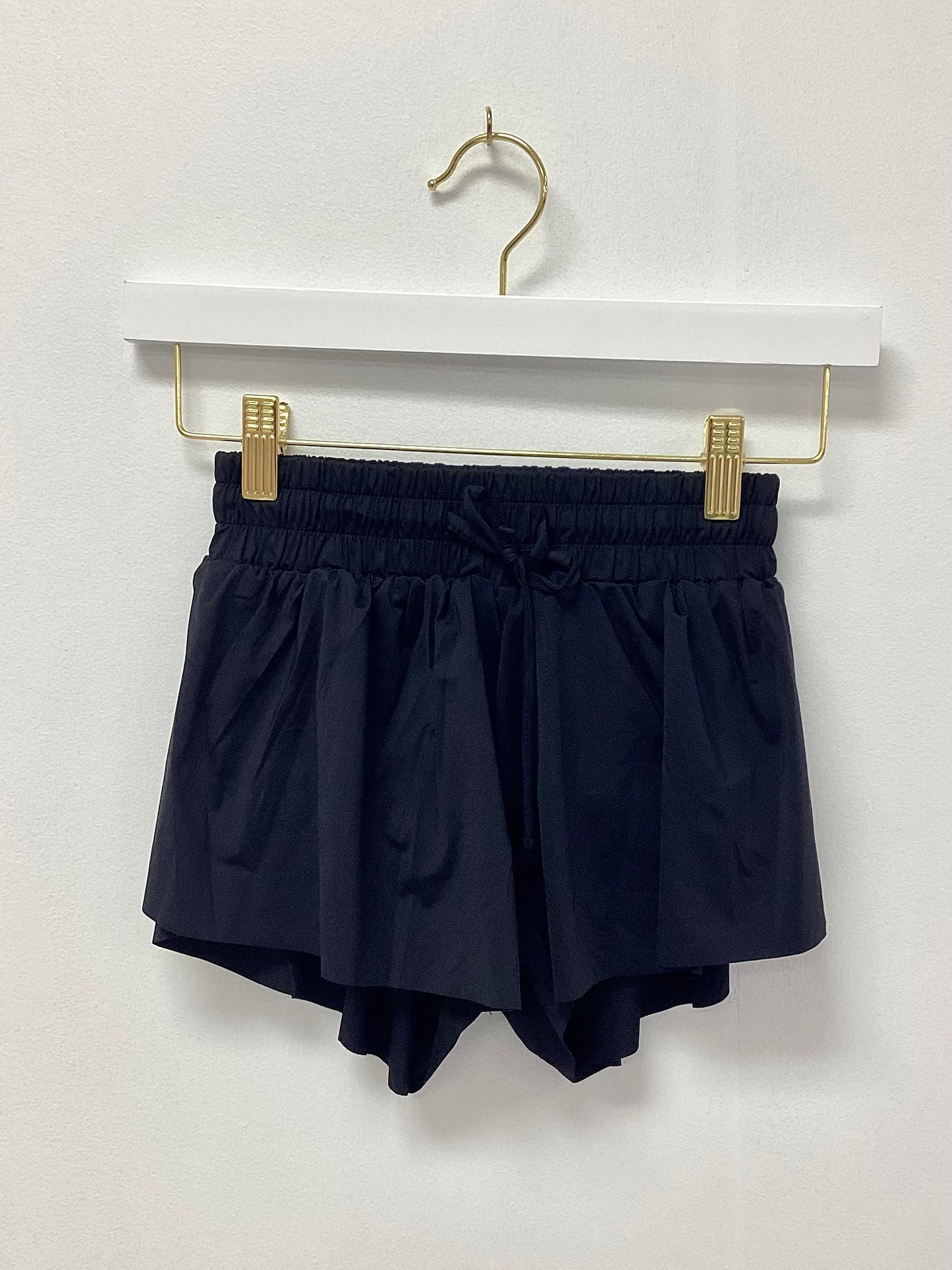 Fly Away Short- Black