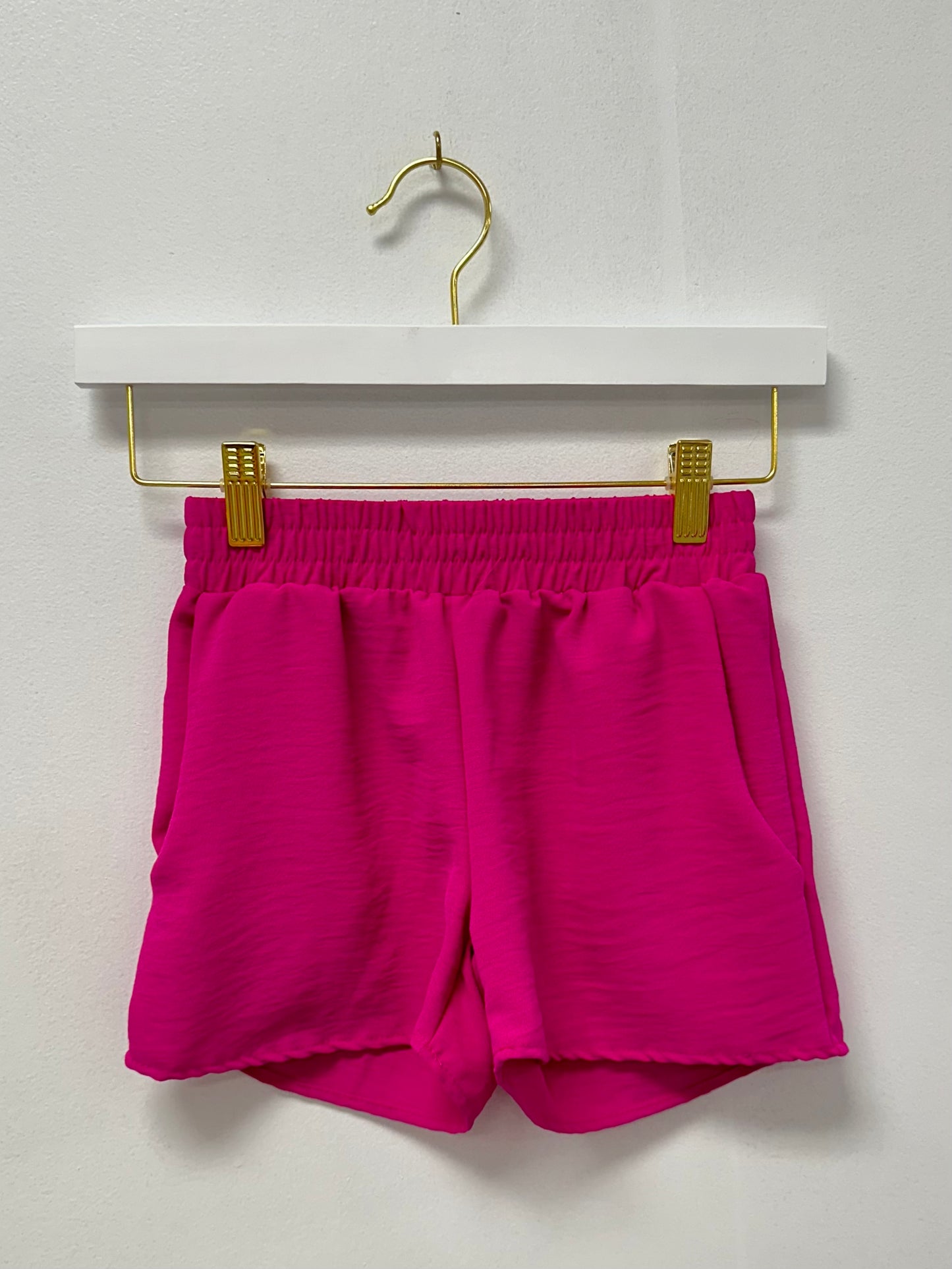 Erge Hot Pink Airflow Short