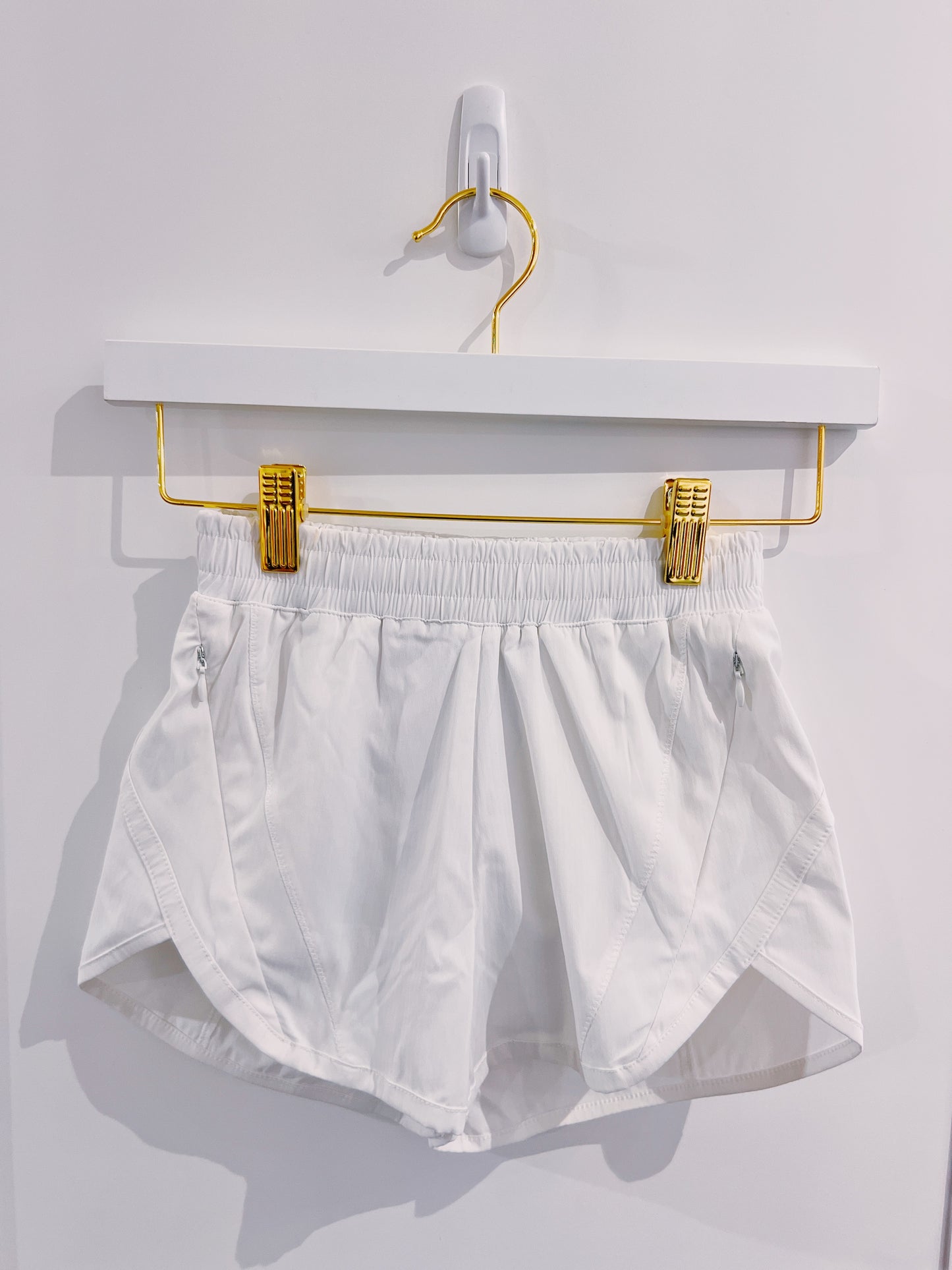 White Saylor Short