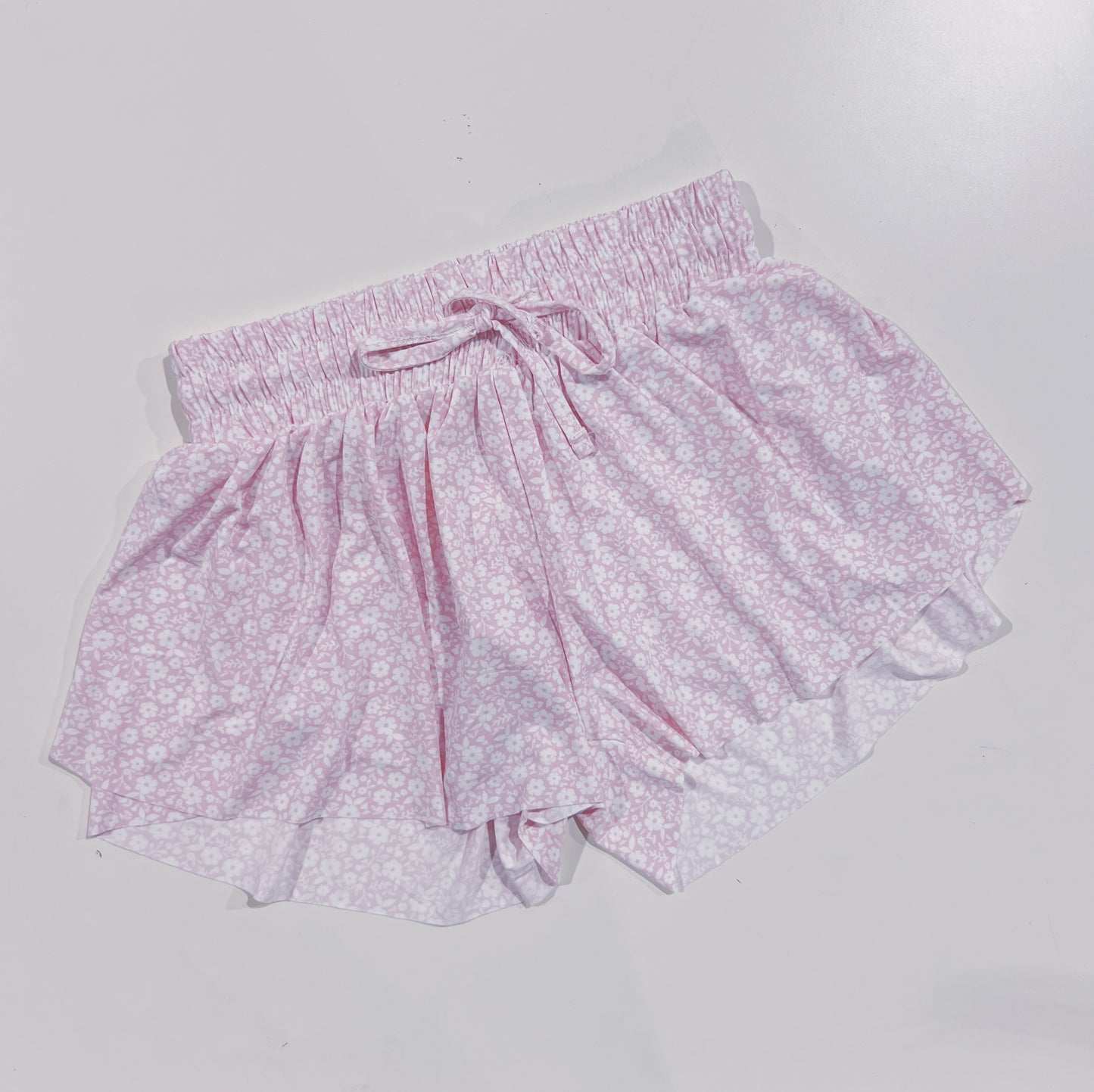 Suzette Tween Pink Ditsy Daisy Fly Away Short